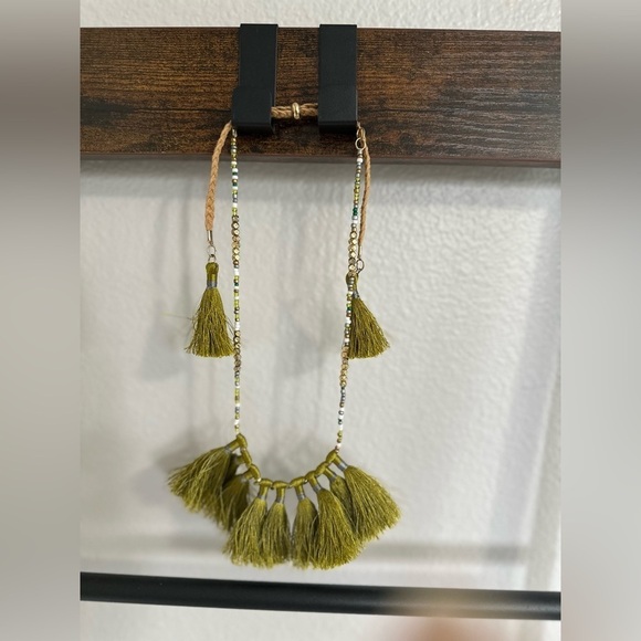 Multi-threaded Boho Tassel Pull Tie Adjustable Necklace. - Picture 6 of 11